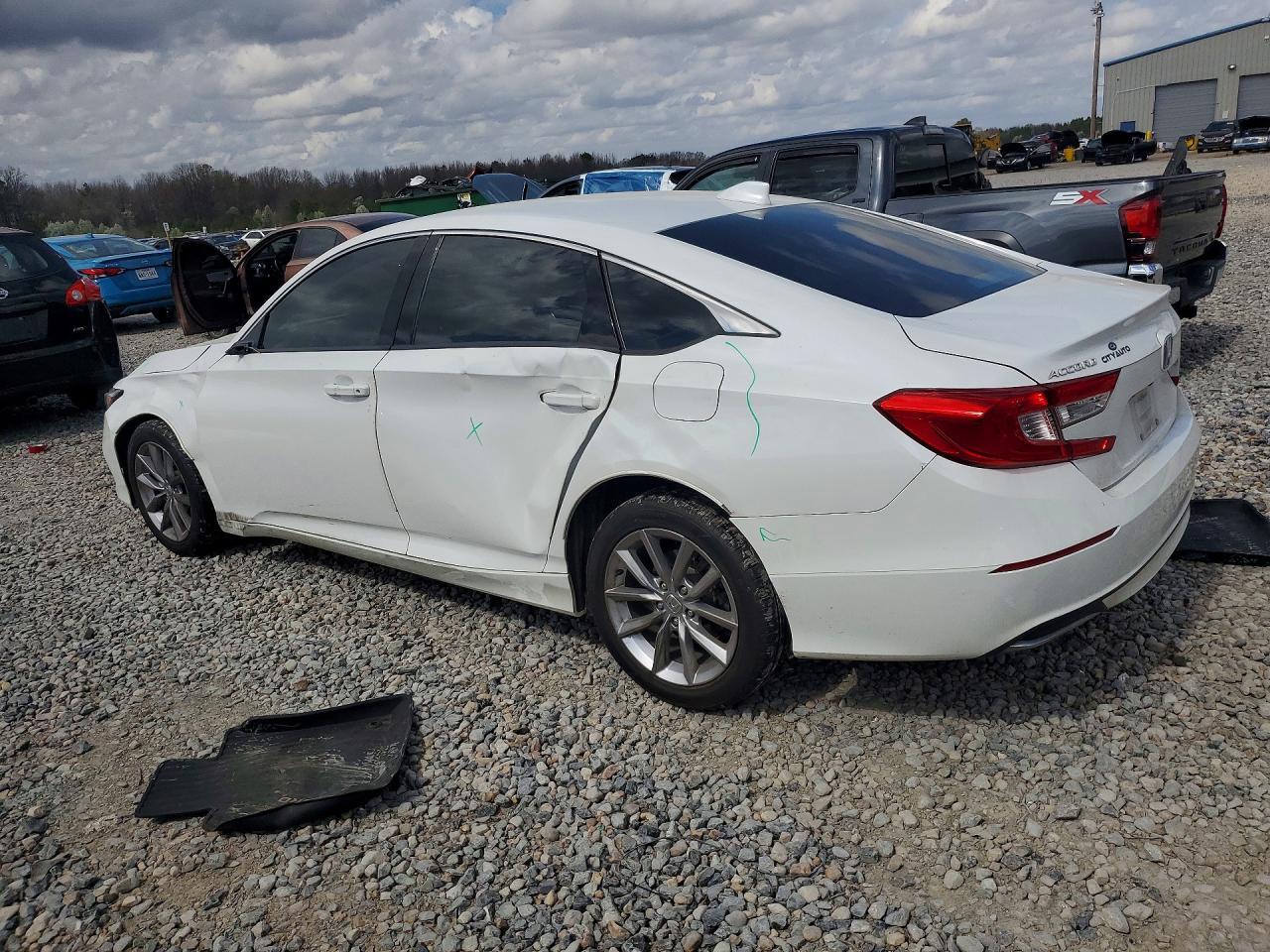 2022 Honda Accord - Фото 2