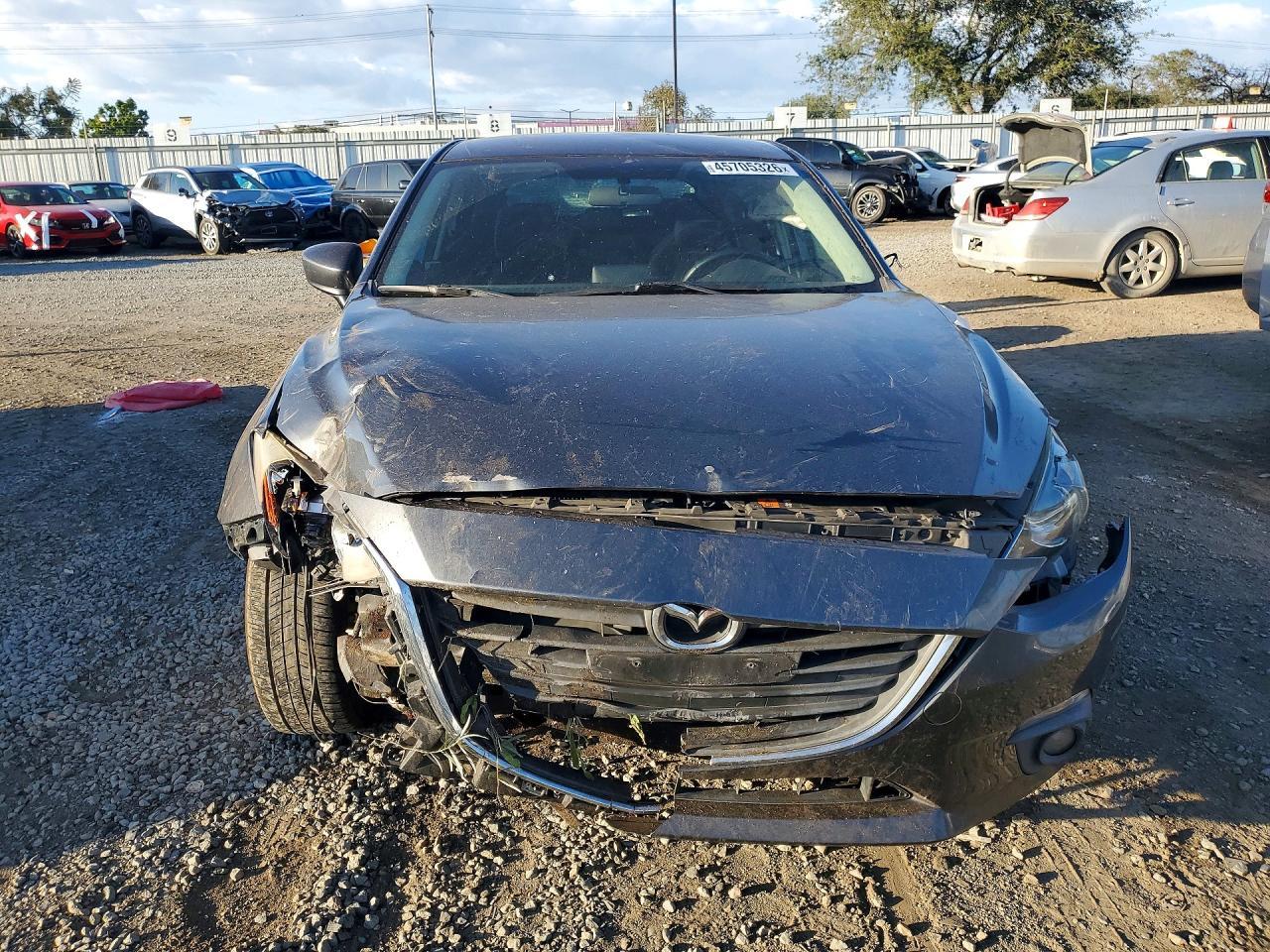 2015 Mazda 3 Touring - Image 5