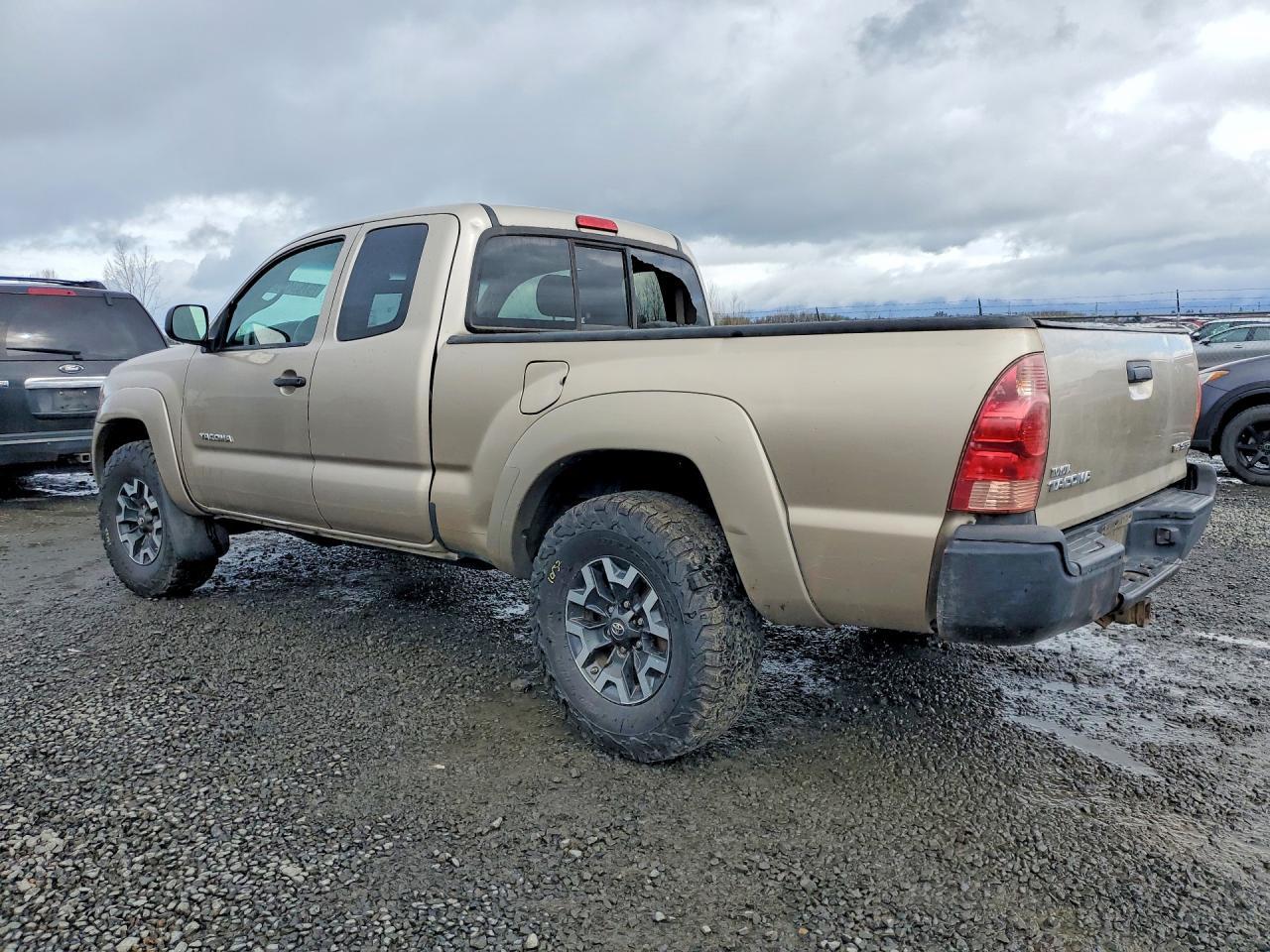 2007 Toyota Tacoma V6 - Image 2