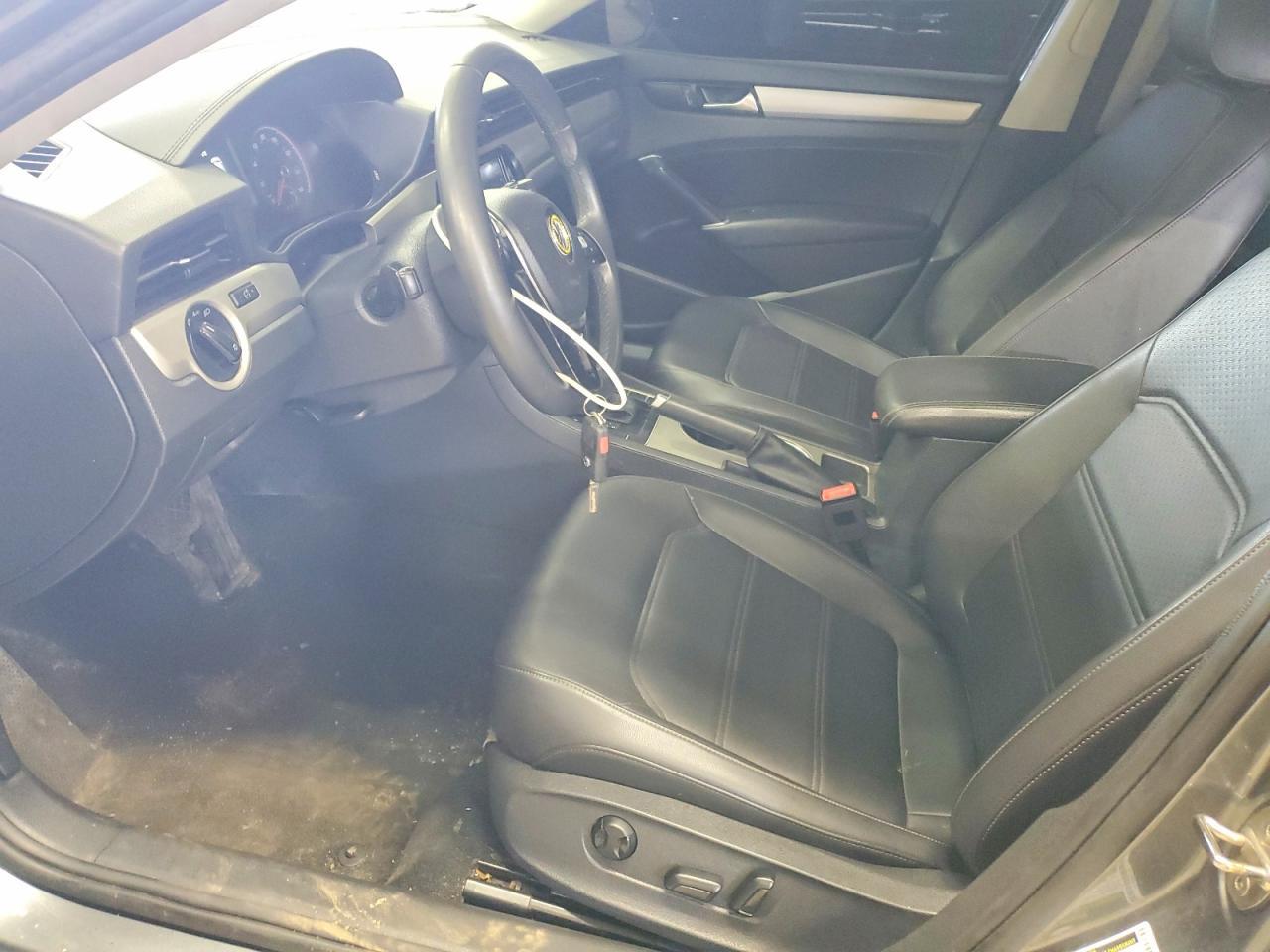 2021 Volkswagen Passat Se - Image 7