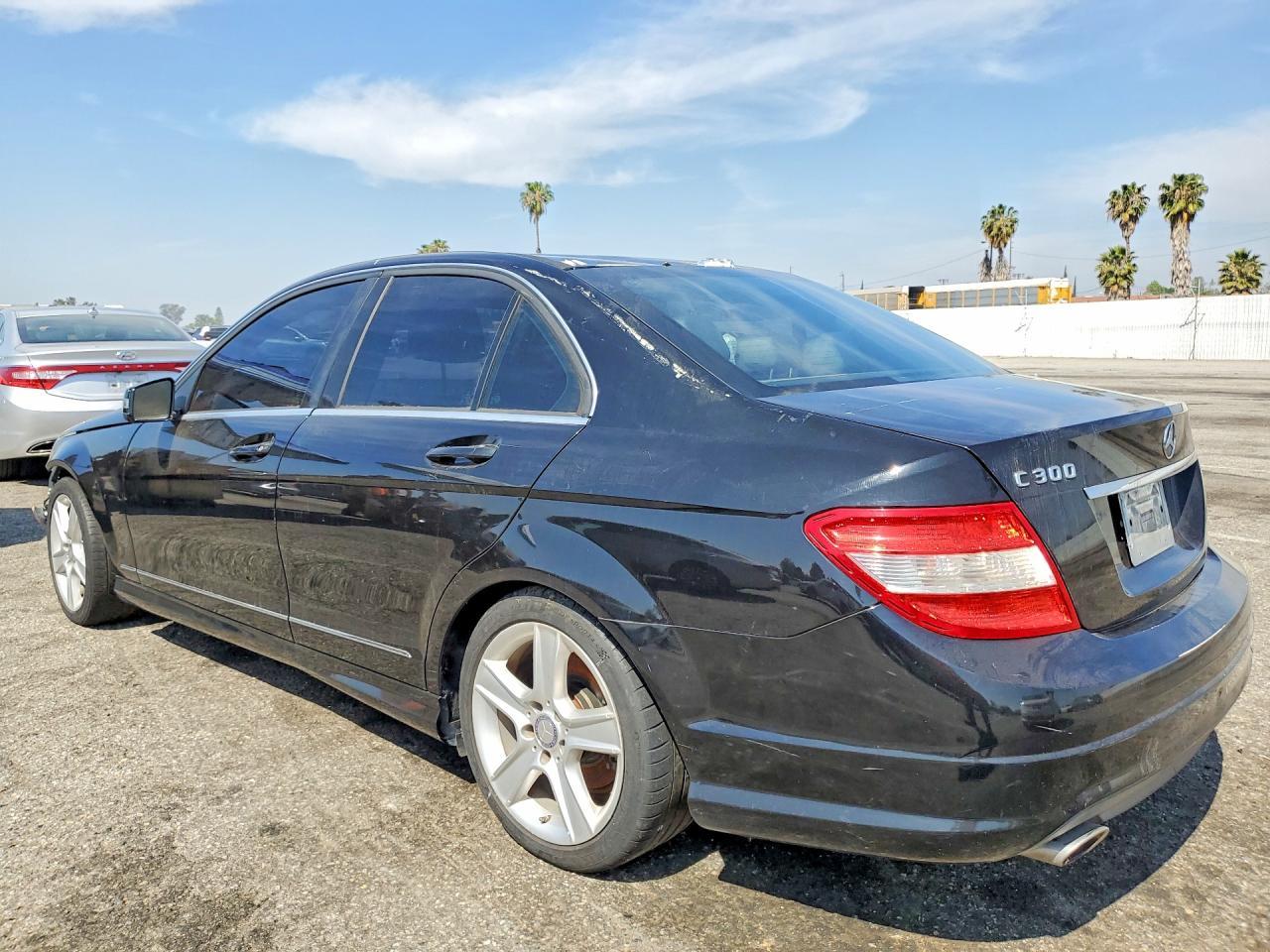 2011 Mercedes-Benz C 300 - Image 2
