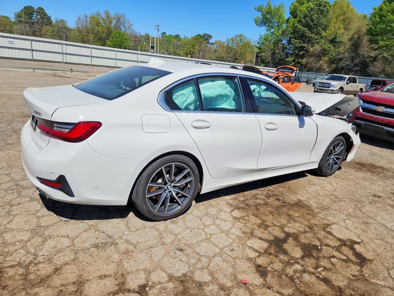 2020 BMW 330I - Image 3