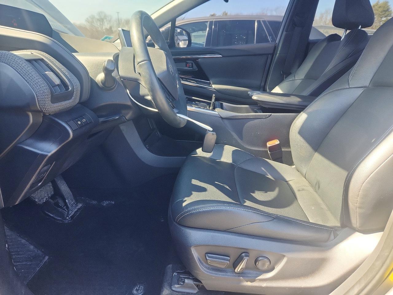 2023 Toyota Bz4X Limited - Фото 7