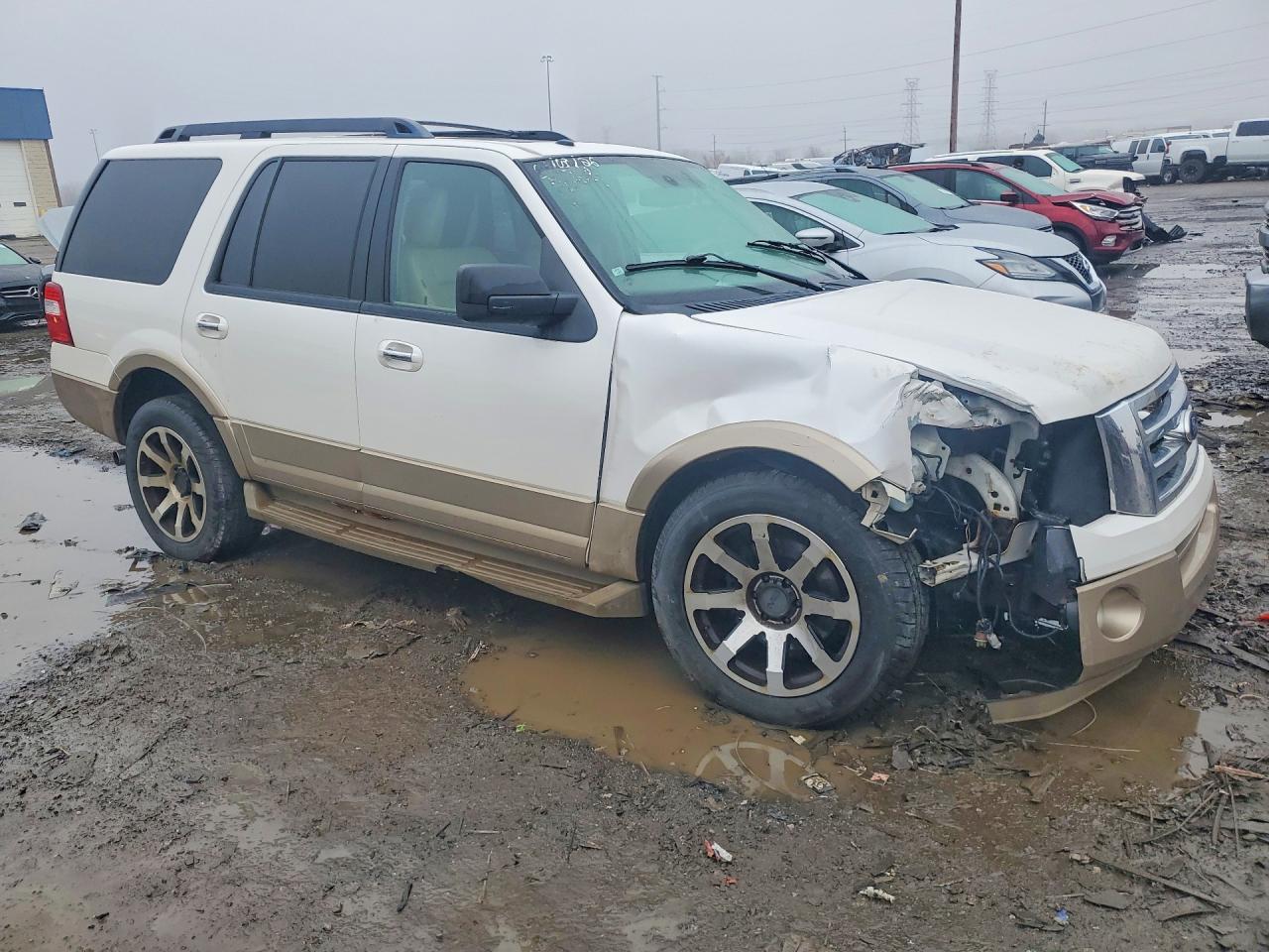 2011 Ford Expedition Xlt - Image 4