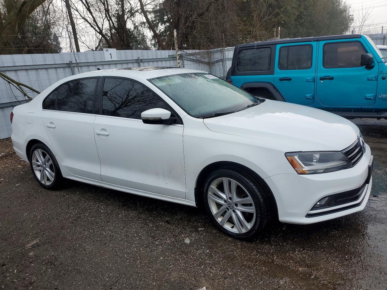 2017 Volkswagen Jetta Sel - Image 4
