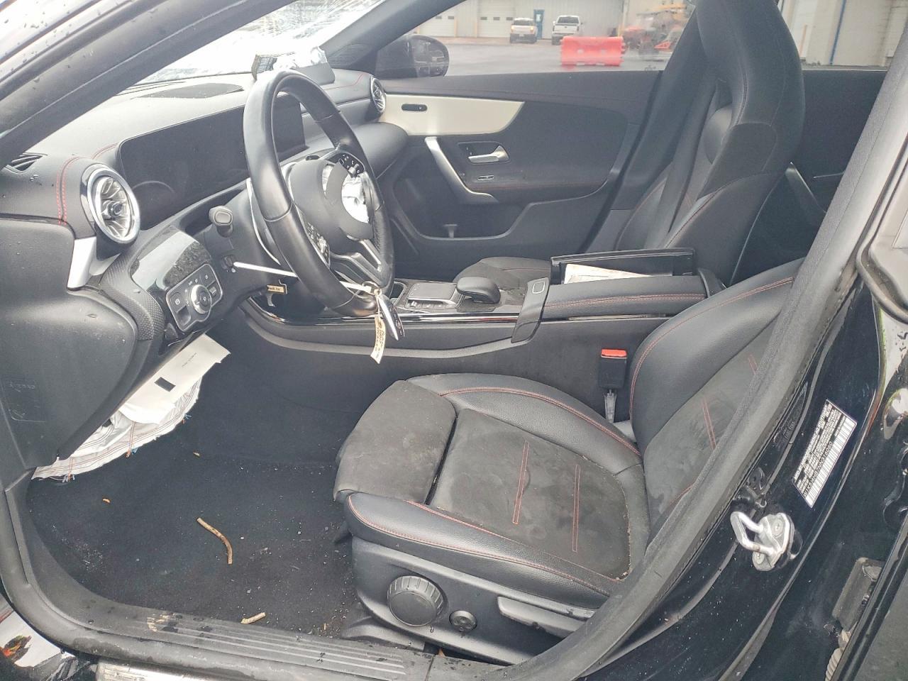 2022 Mercedes-Benz Cla 250 4Matic - Фото 7