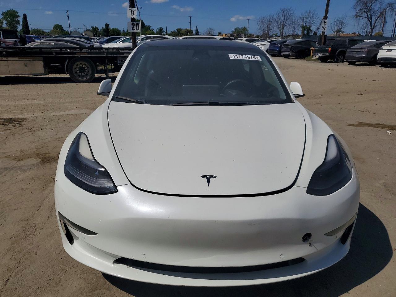 2021 Tesla Model 3 - Фото 5