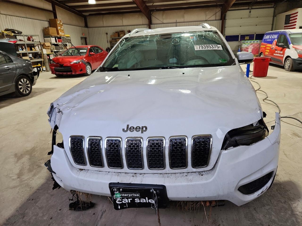 2020 Jeep Cherokee Latitude - Фото 5