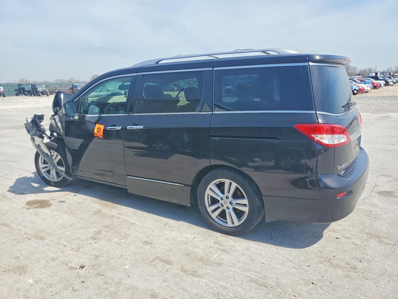 2012 Nissan Quest 3.5 S - Image 2