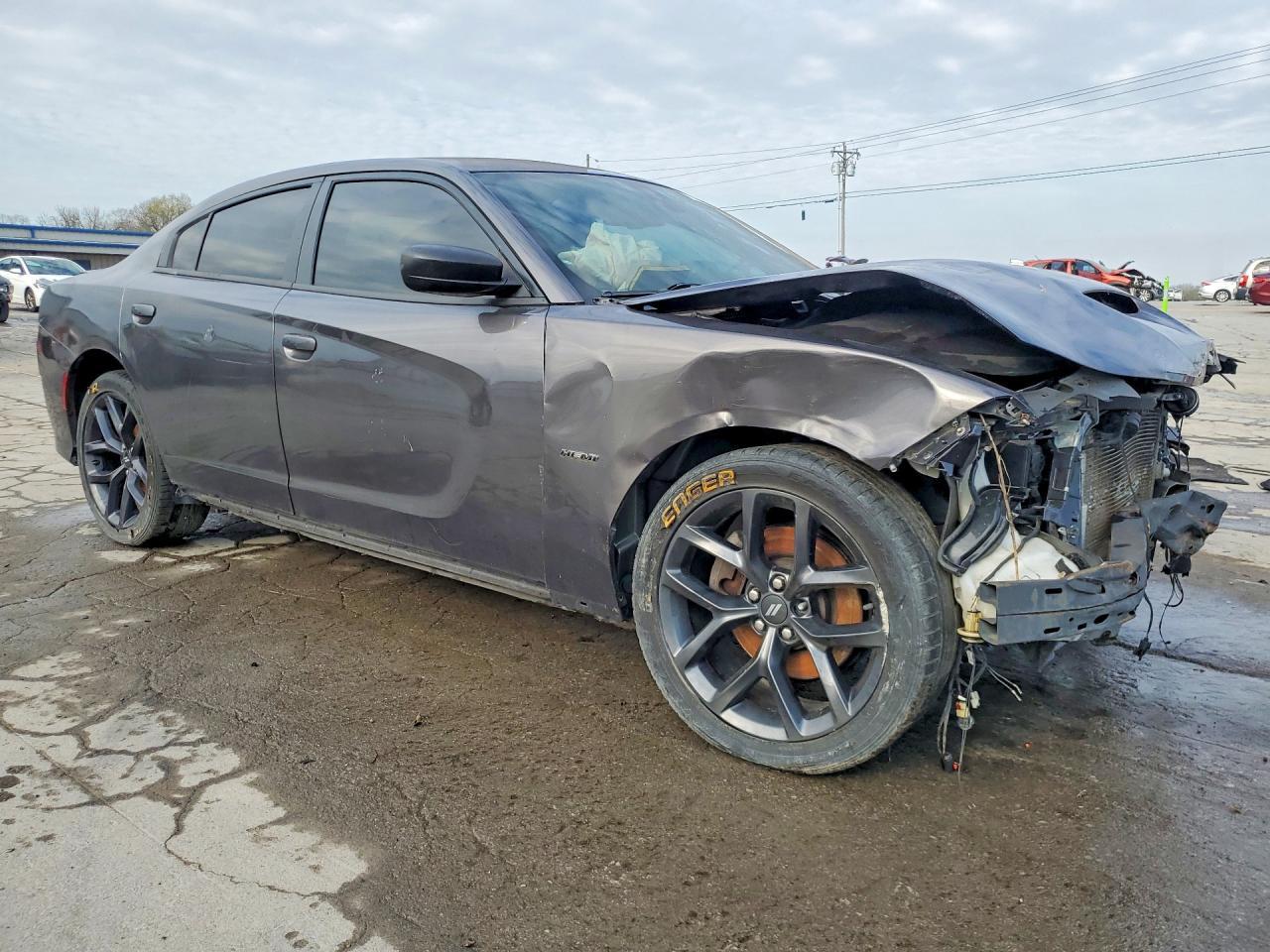 2019 Dodge Charger R - Image 4