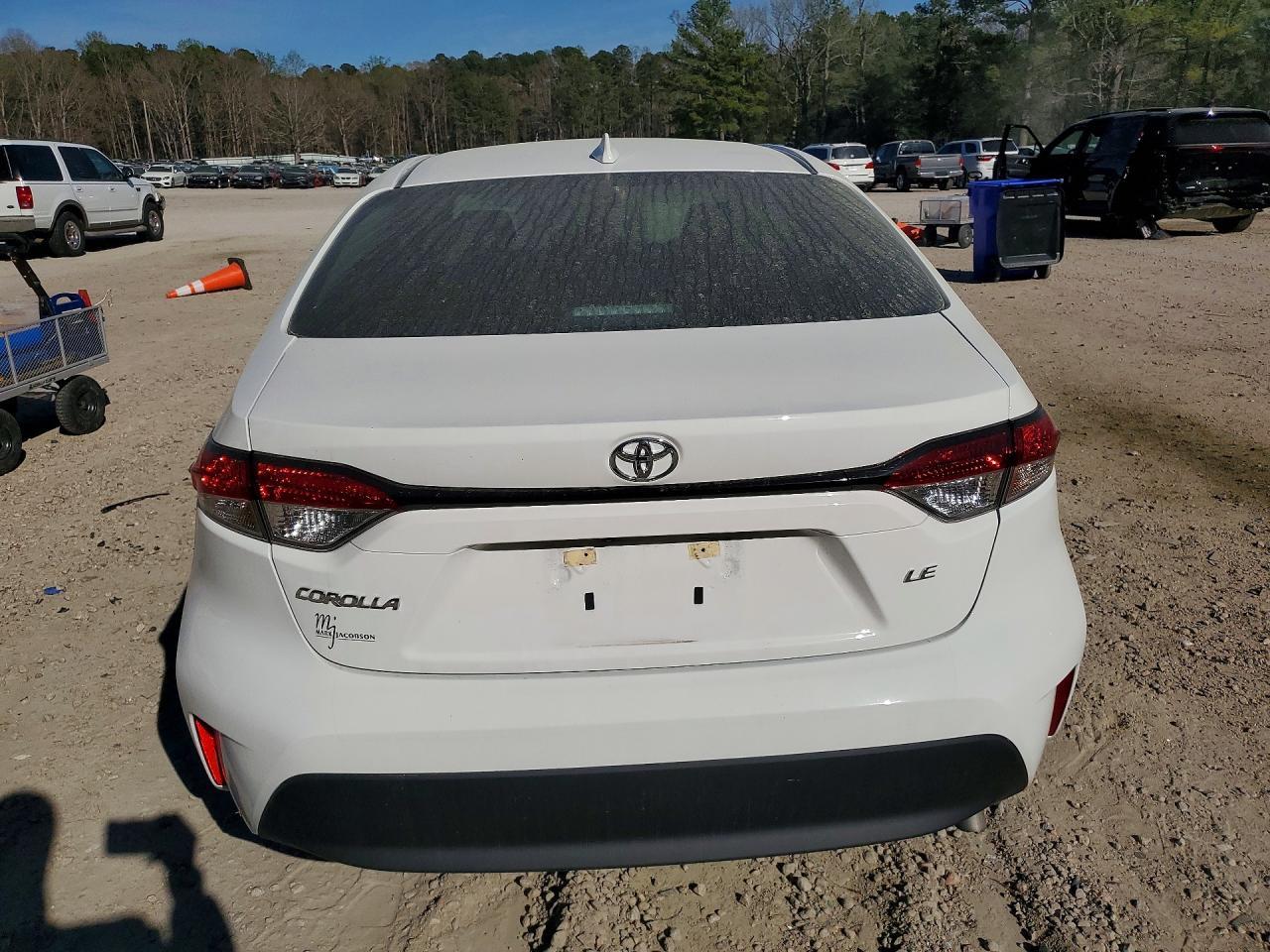2025 Toyota Corolla Le - Фото 6