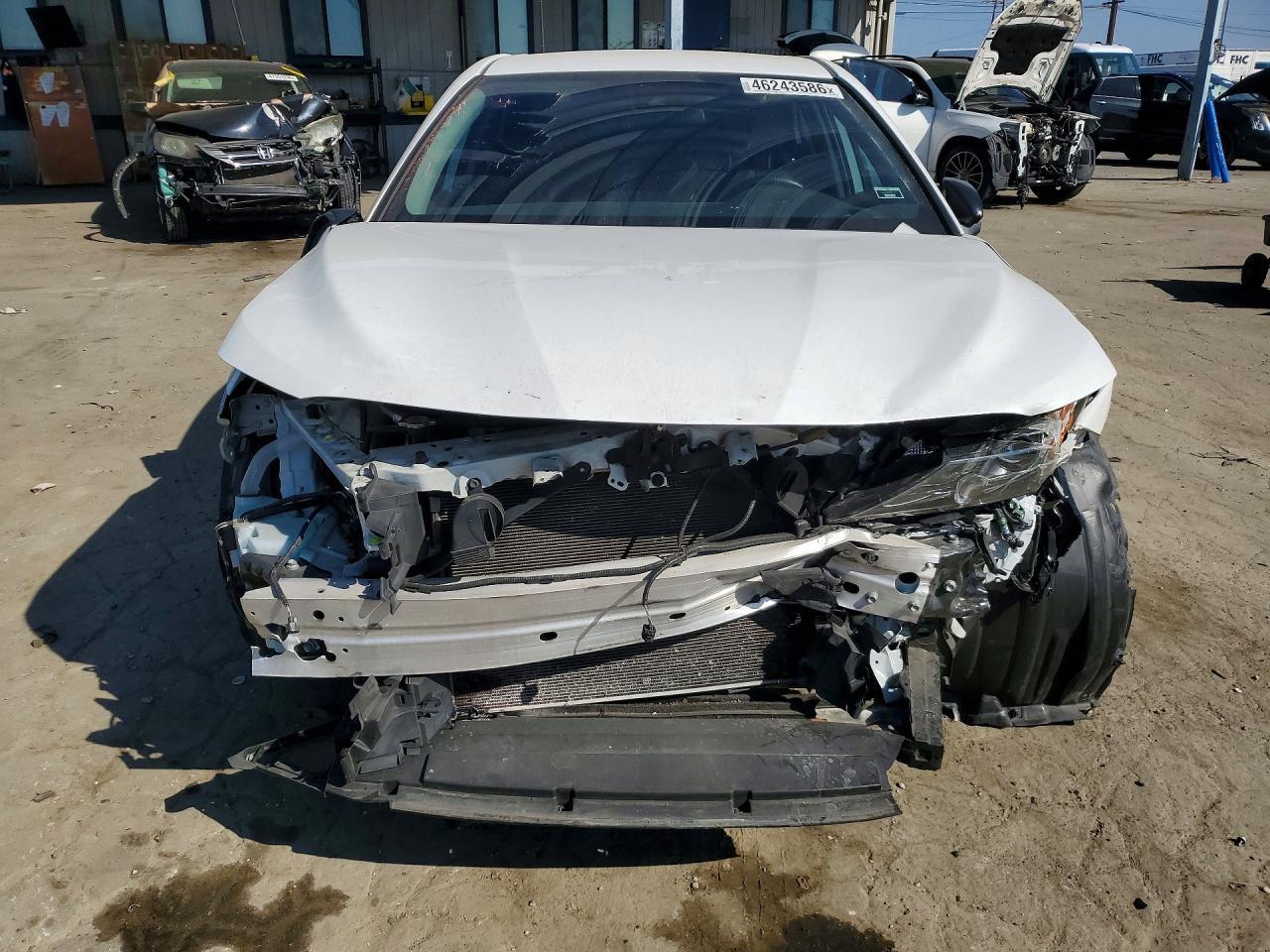 2022 Toyota Camry Se Nightshade - Фото 5