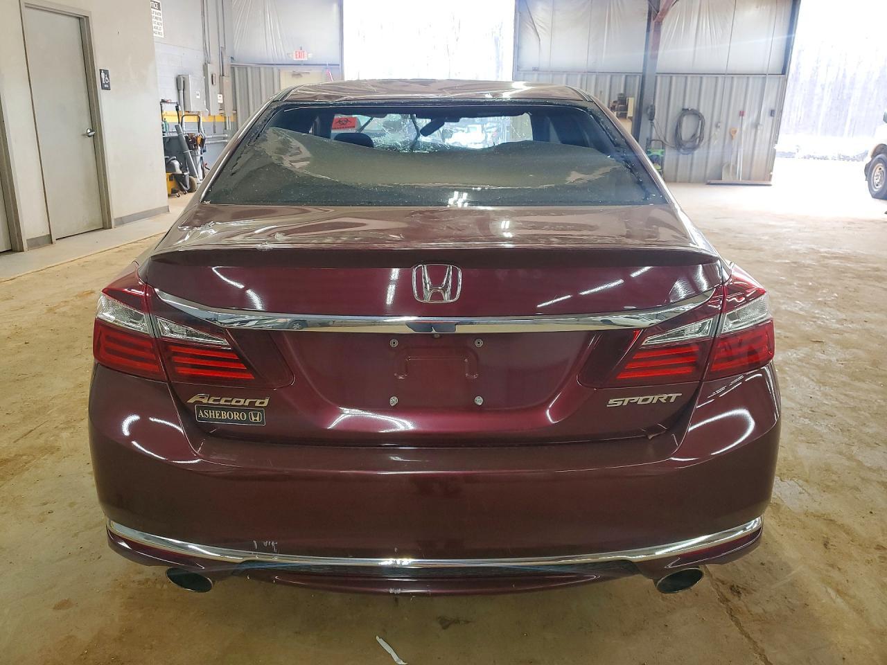 2016 Honda Accord Sport - Image 6