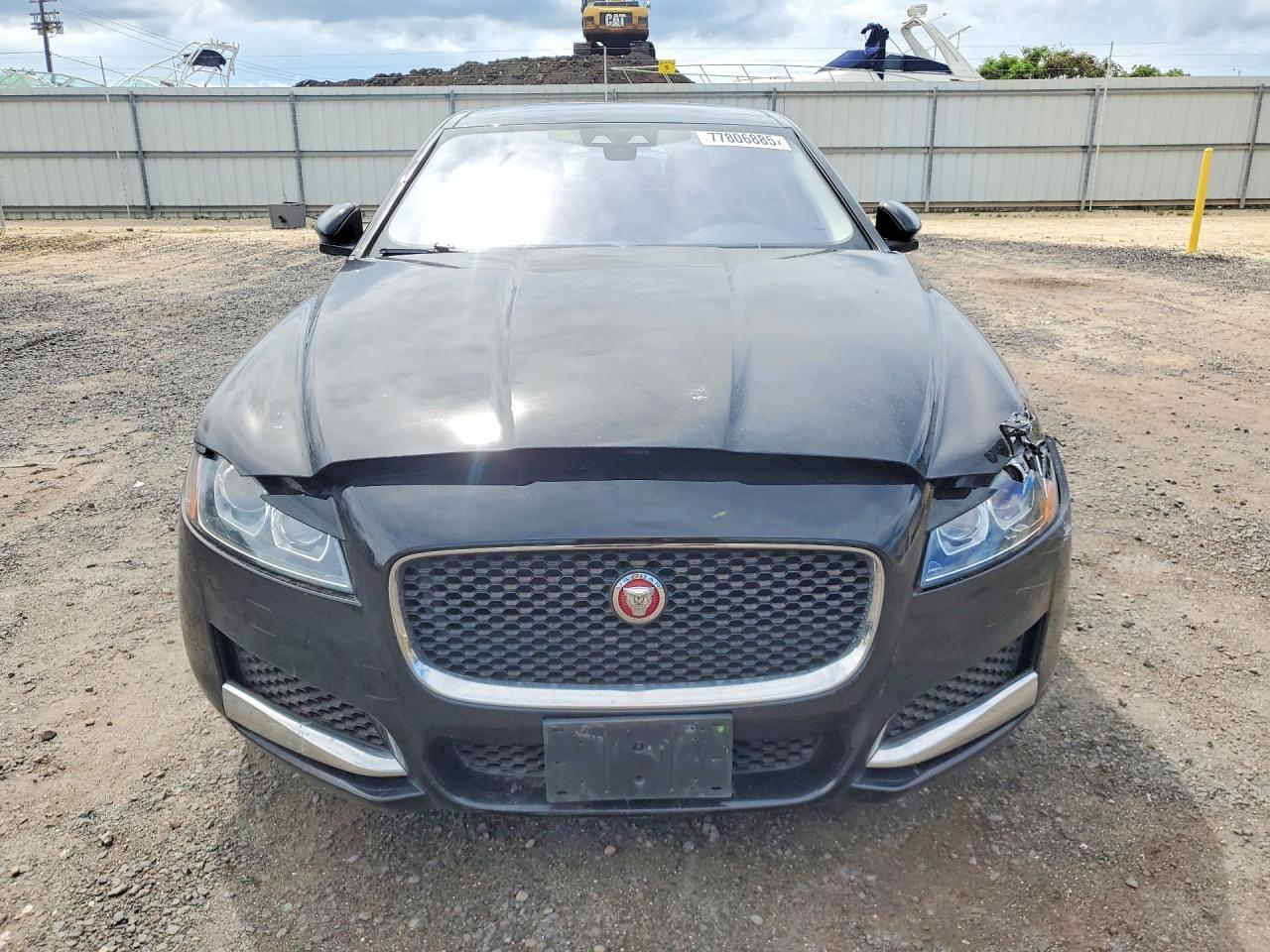 2018 Jaguar Xf Premium - Фото 5