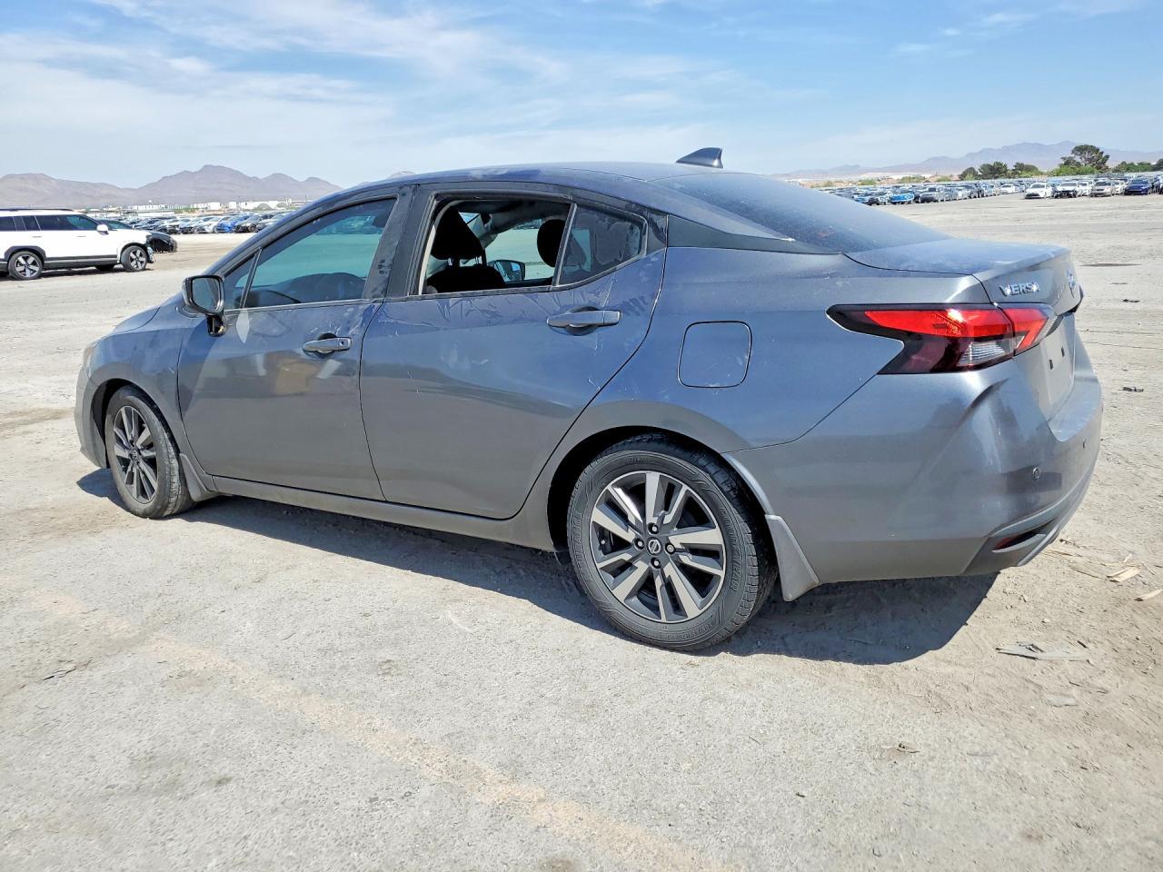 2021 Nissan Versa Sv - Фото 2