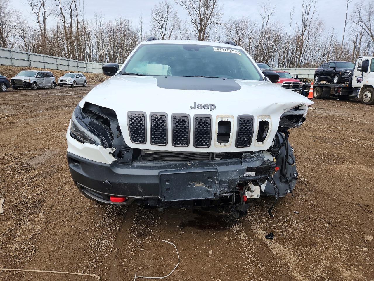 2022 Jeep Cherokee Trailhawk - Image 5