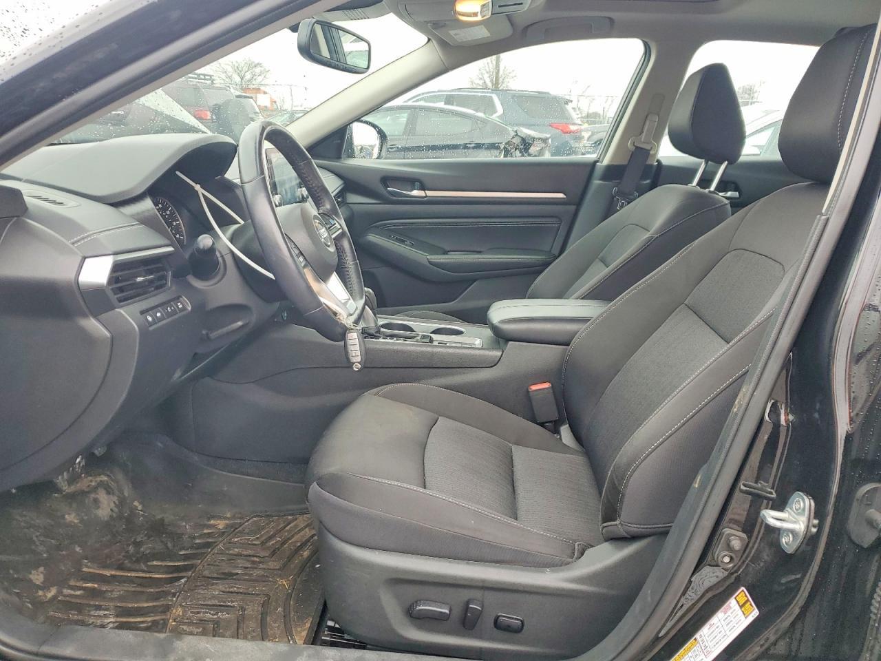 2019 Niss Altima 2.5 Sv - Image 7