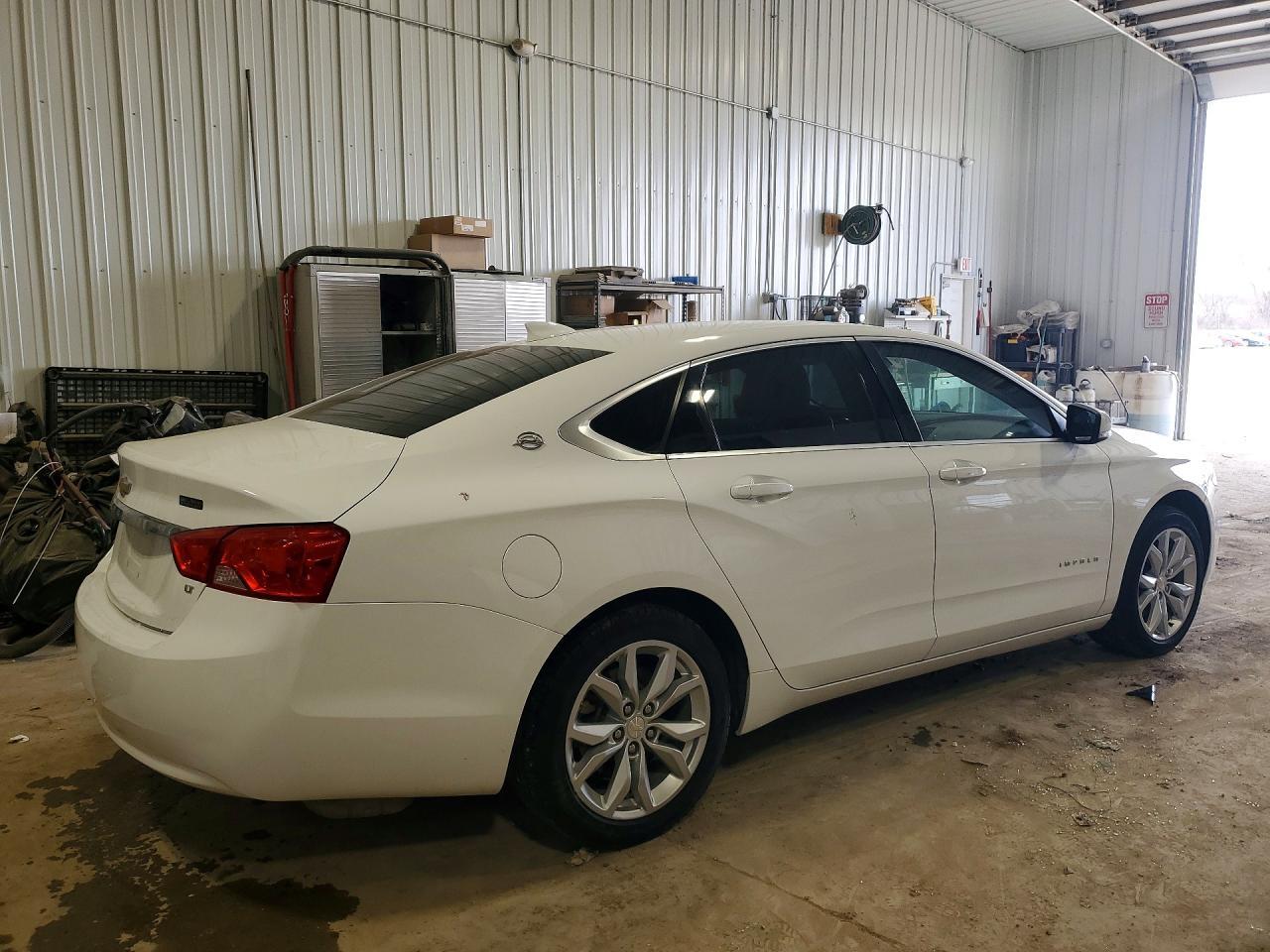 2017 Chevrolet Impala Lt - Image 3