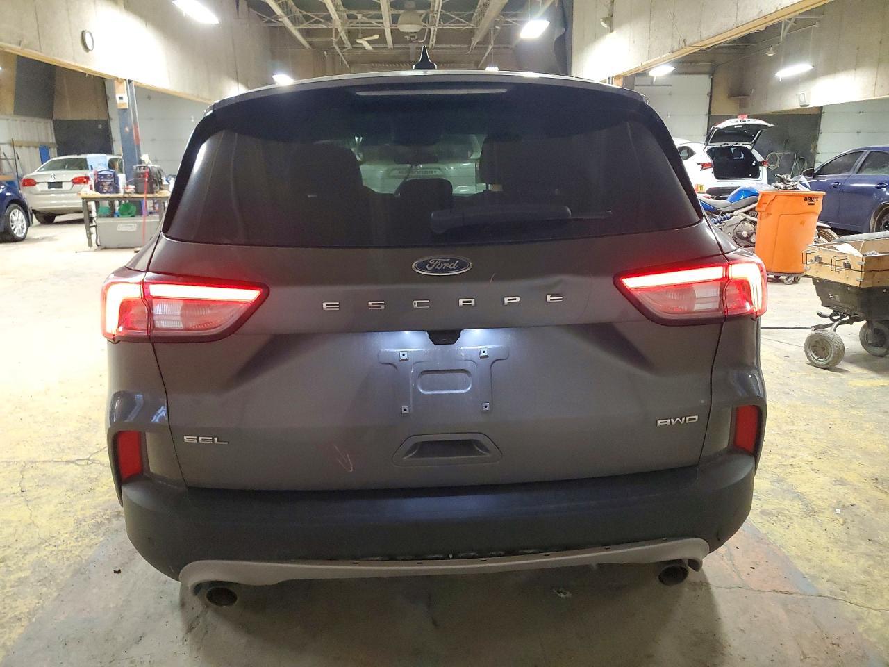 2022 Ford Escape Sel - Фото 6