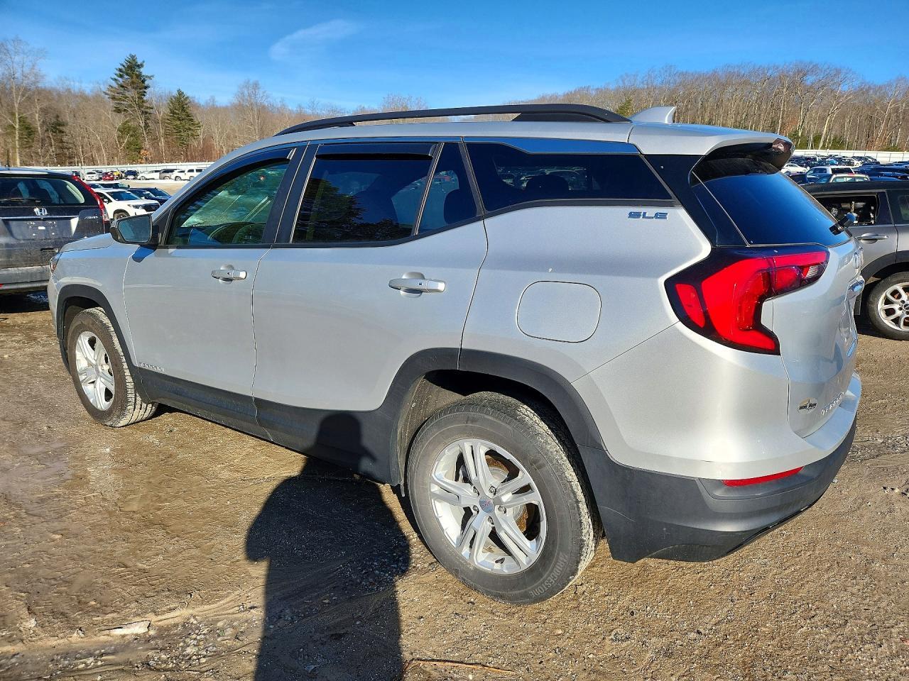 2021 GMC Terrain Sle - Фото 2