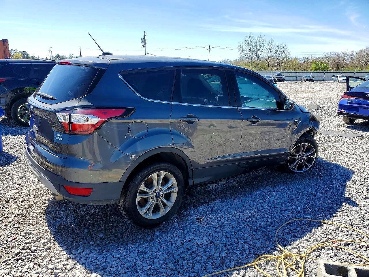 2017 Ford Escape Se - Фото 3