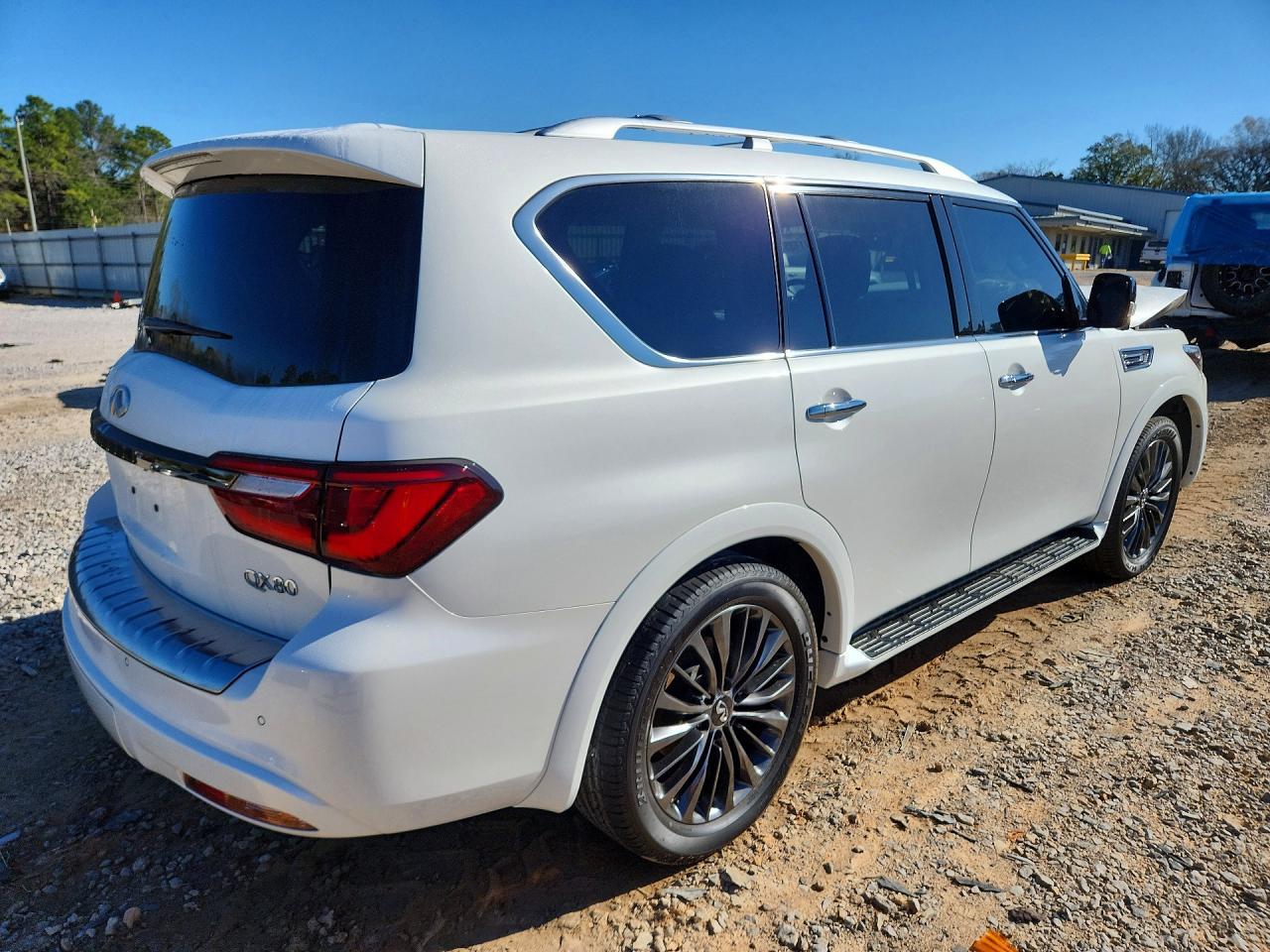 2021 Infiniti Qx80 Luxe - Фото 3