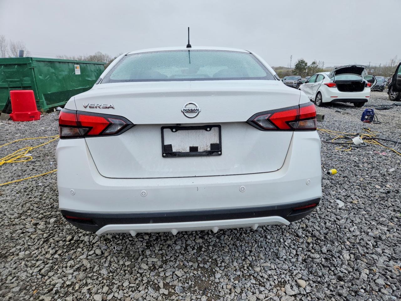 2021 Nissan Versa S - Image 6