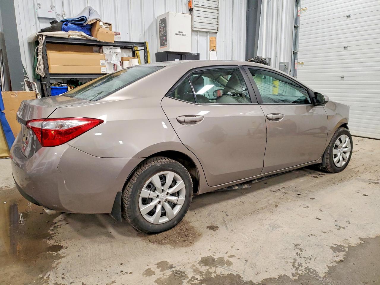 2014 Toyota Corolla L - Фото 3