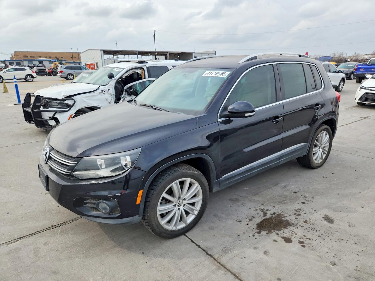 2014 Volkswagen Tiguan S