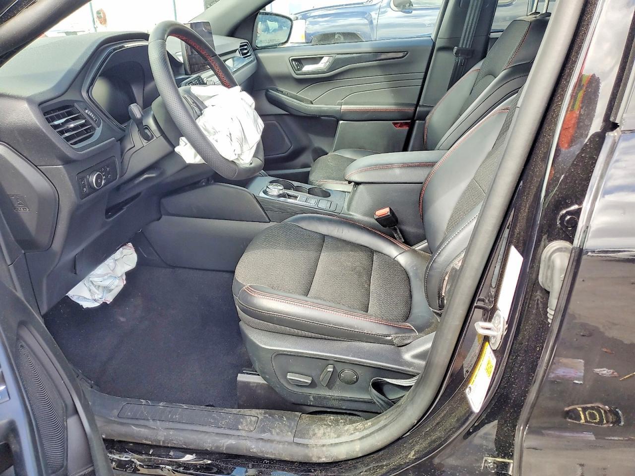 2026 Ford Escape St Line Select - Image 7