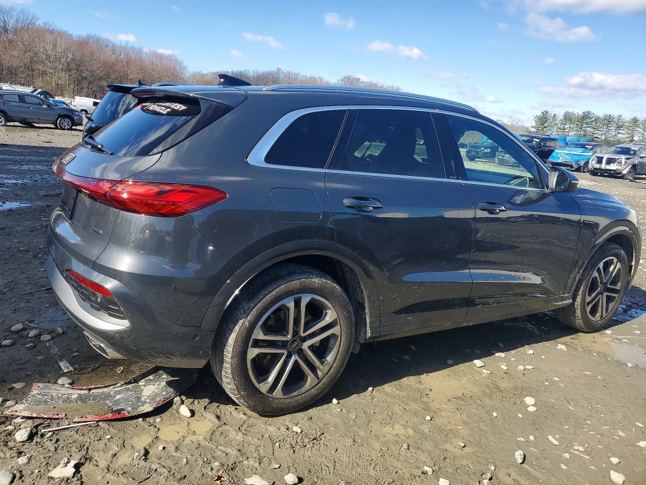2025 Audi Q5 Prestige - Фото 3