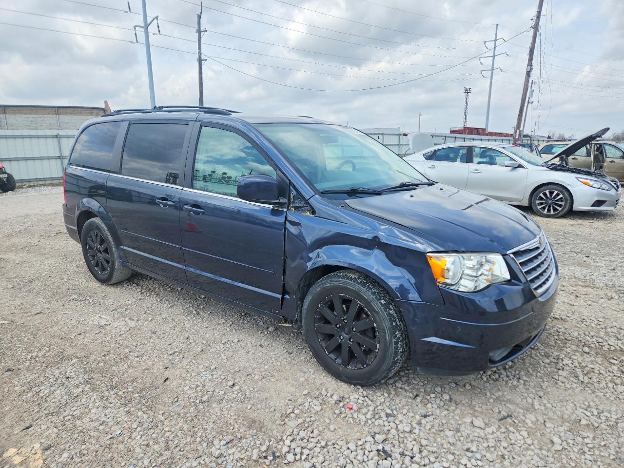 2008 Chrysler Town & Country Touring - Фото 4