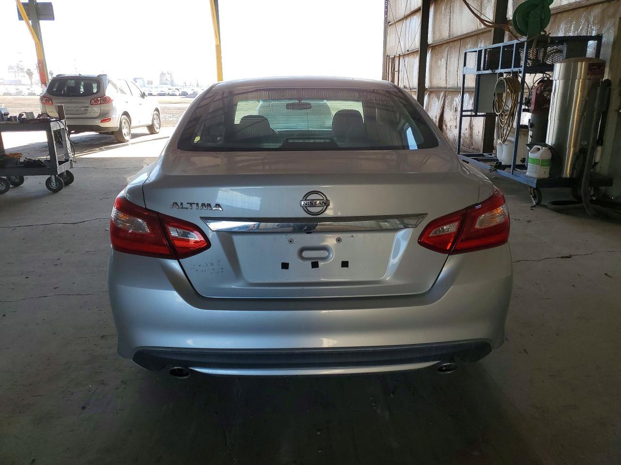 2016 Nissan Altima 2.5 S - Image 6