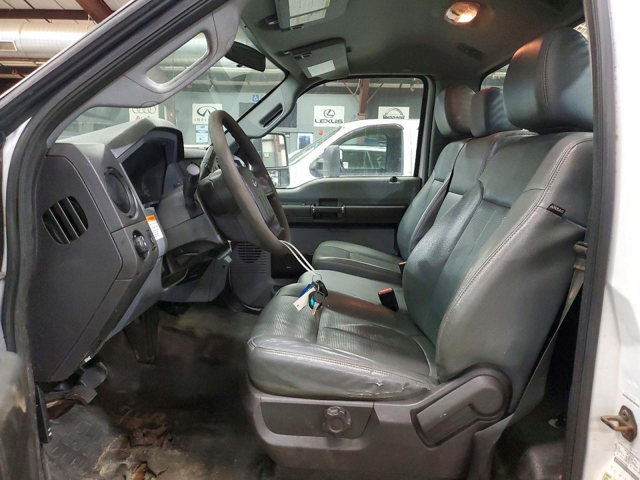 2015 Ford F350 Super Duty - Image 7
