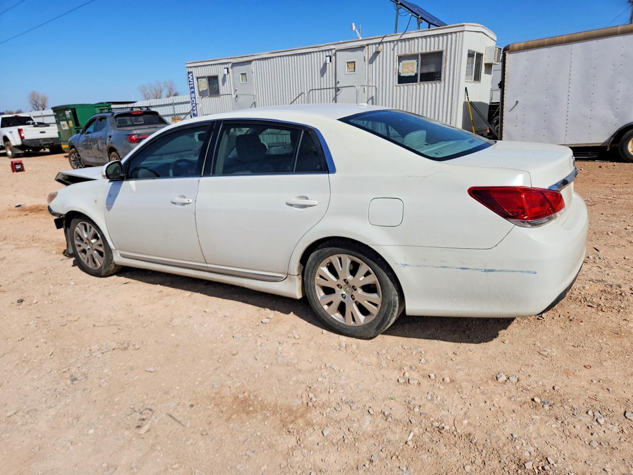 2012 Toyota Avalon Base - Фото 2