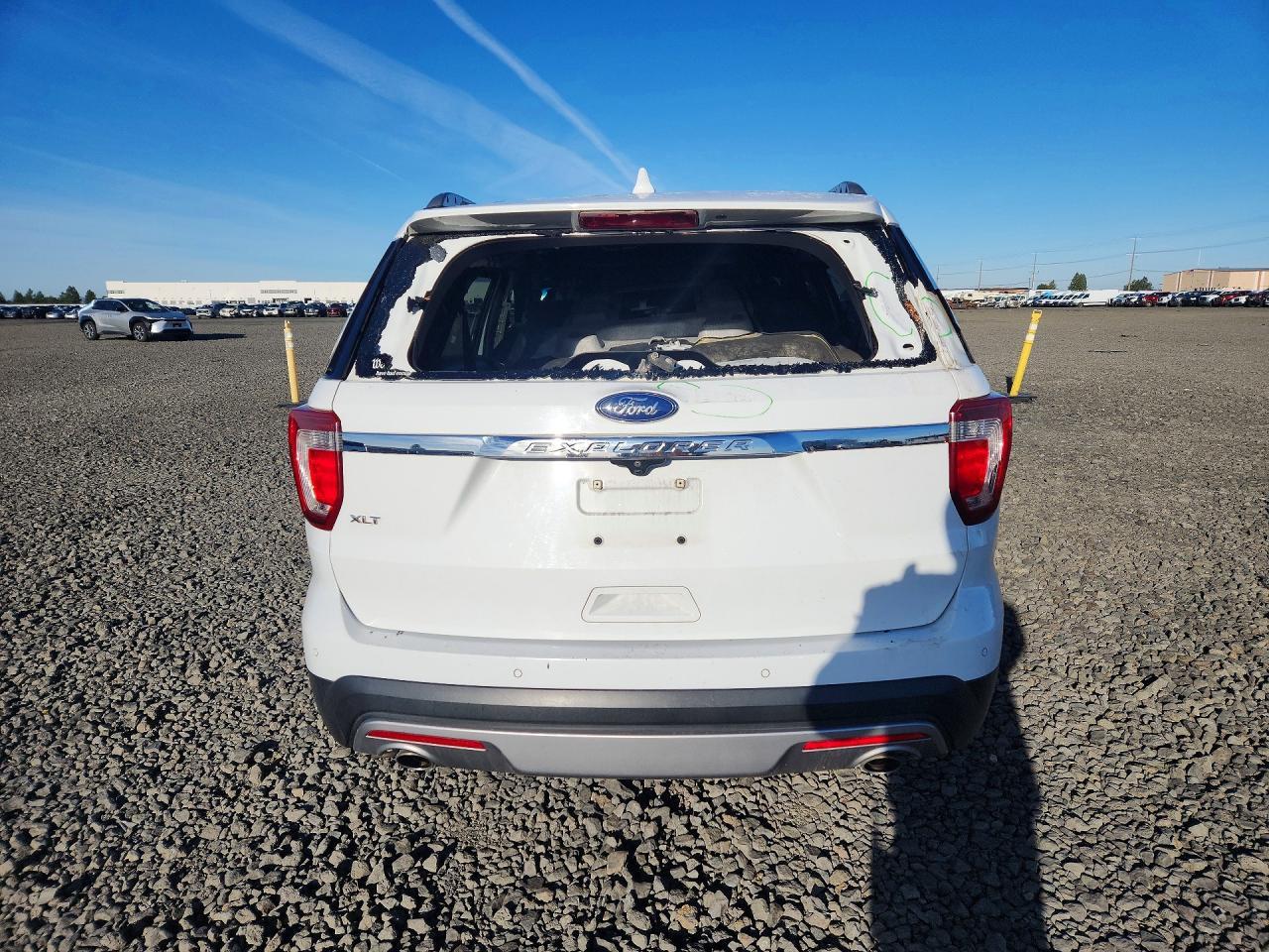 2017 Ford Explorer Xlt - Image 6