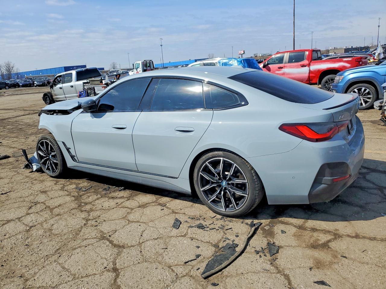 2024 BMW I4 xDrive 40 - Фото 2