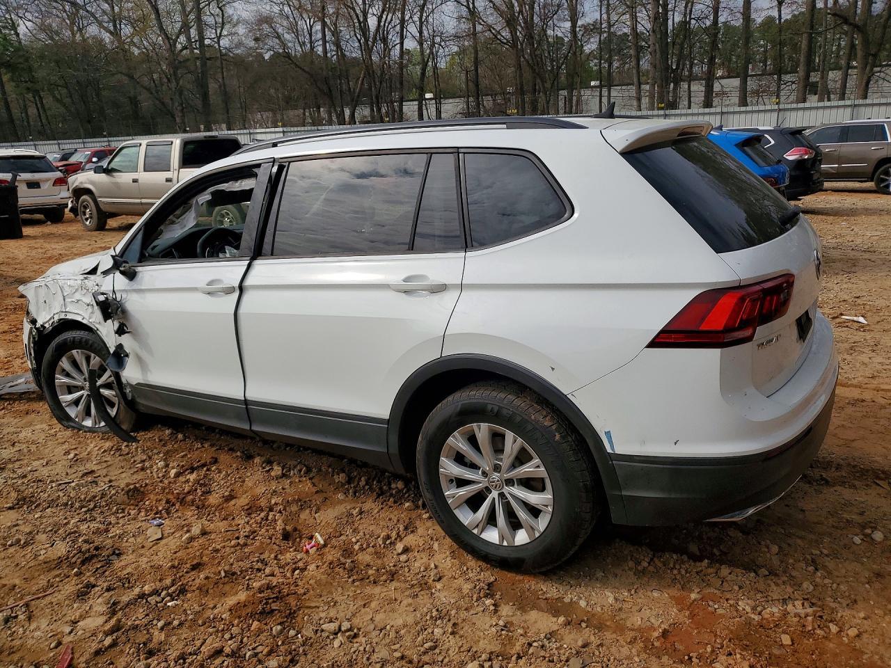 2020 Volkswagen Tiguan S - Image 2