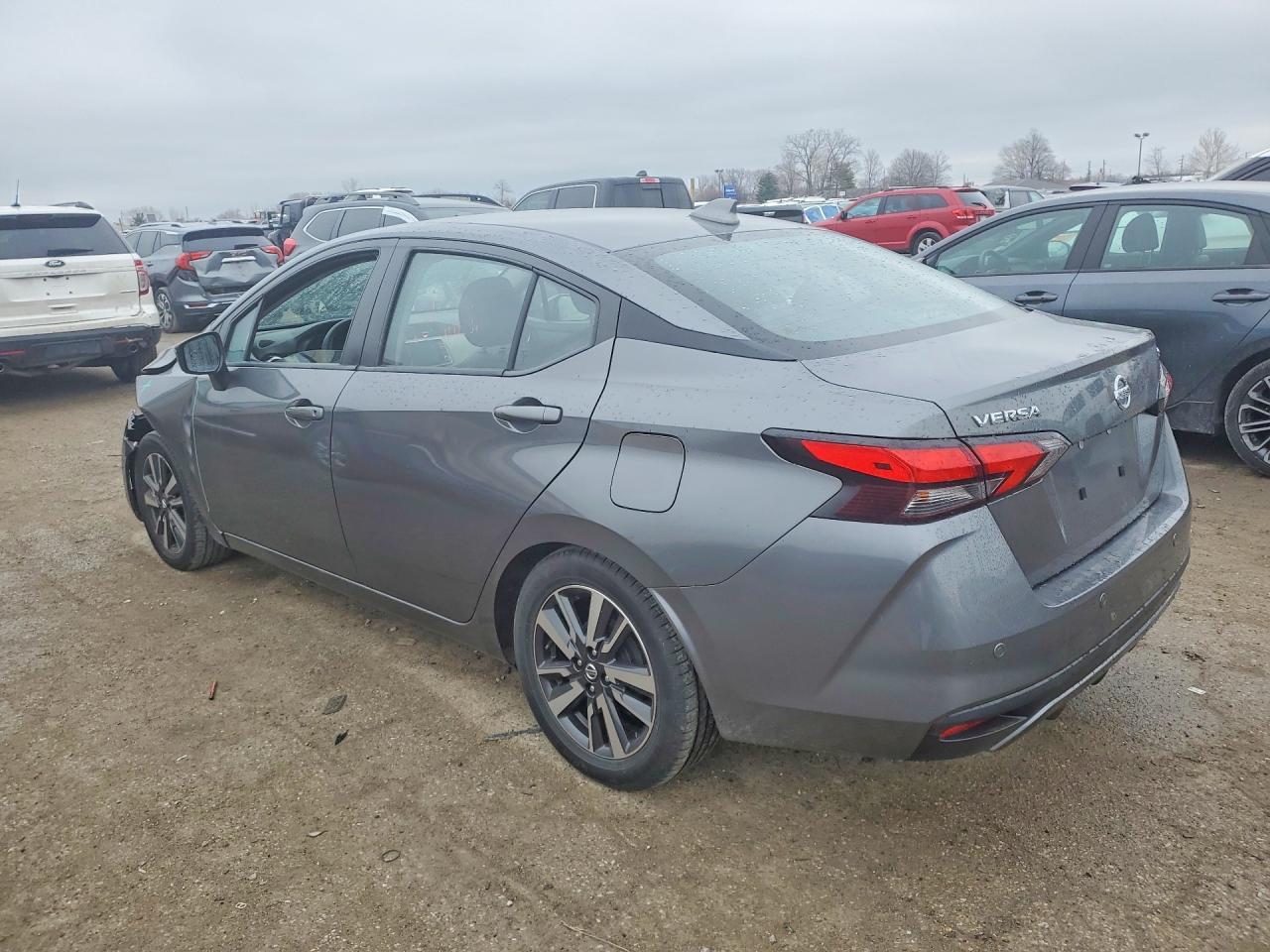 2021 Nissan Versa Sv - Фото 2