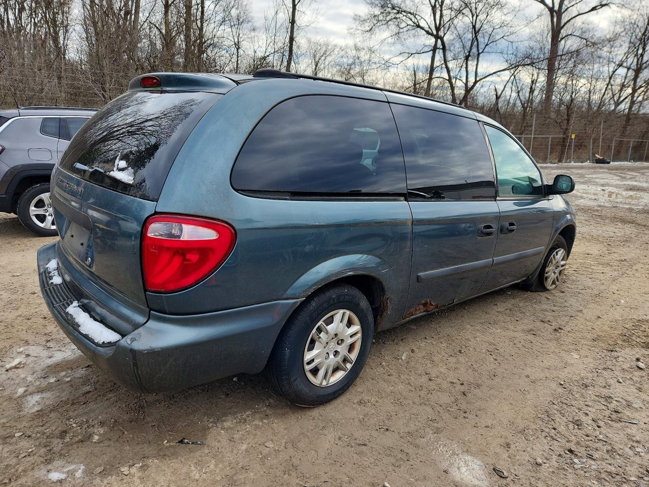 2005 Dodge Grand Caravan - Фото 3
