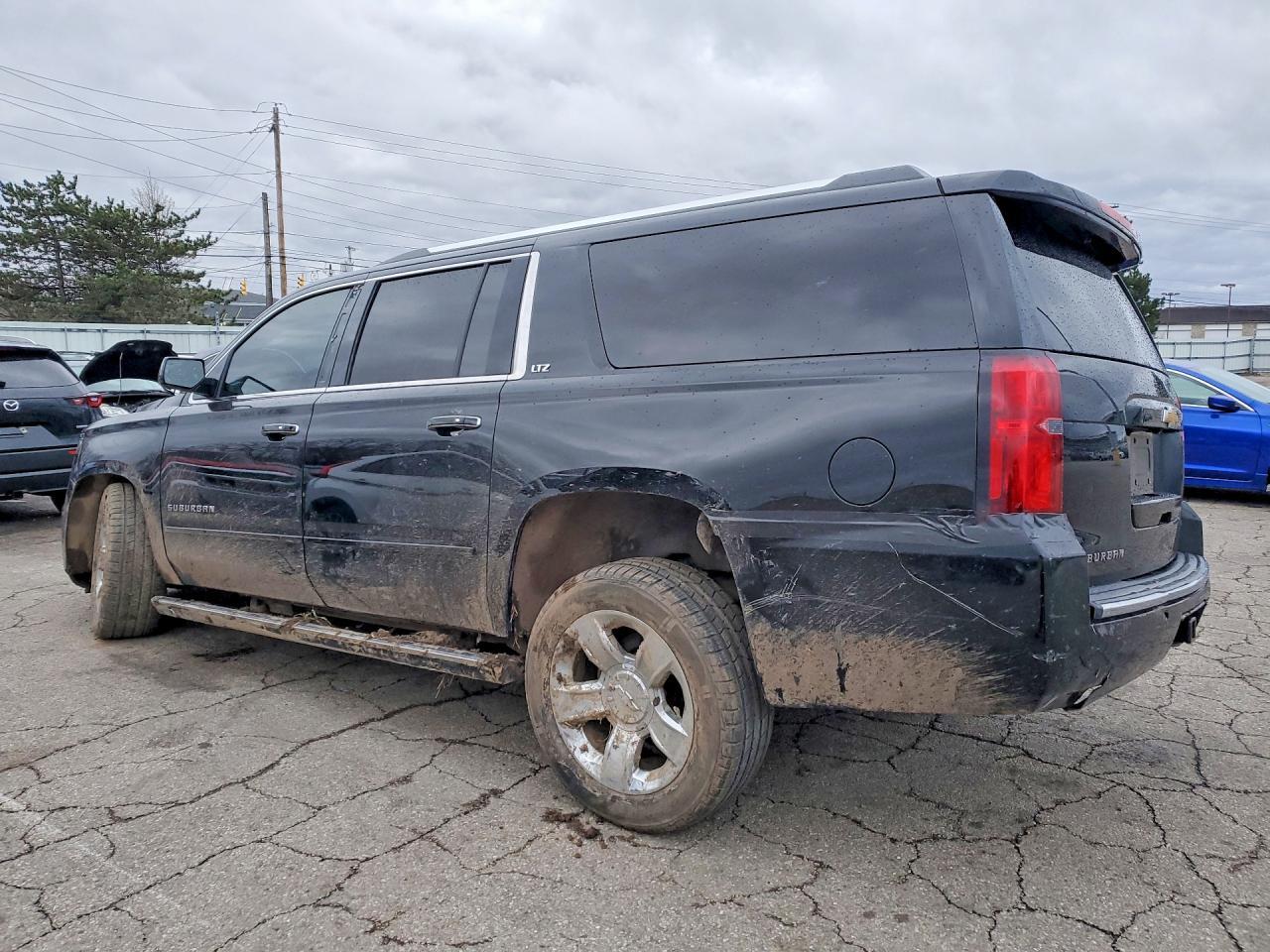 2015 Chevrolet Suburban K1500 Ltz - Фото 2