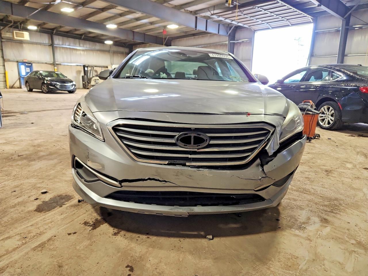 2017 Hyundai Sonata Base - Фото 5