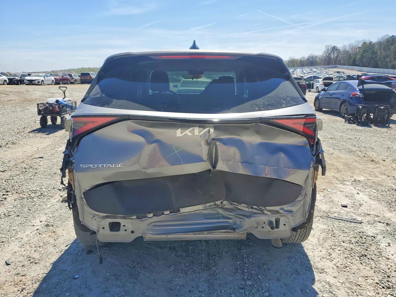 2023 Kia Sportage Lx - Image 6