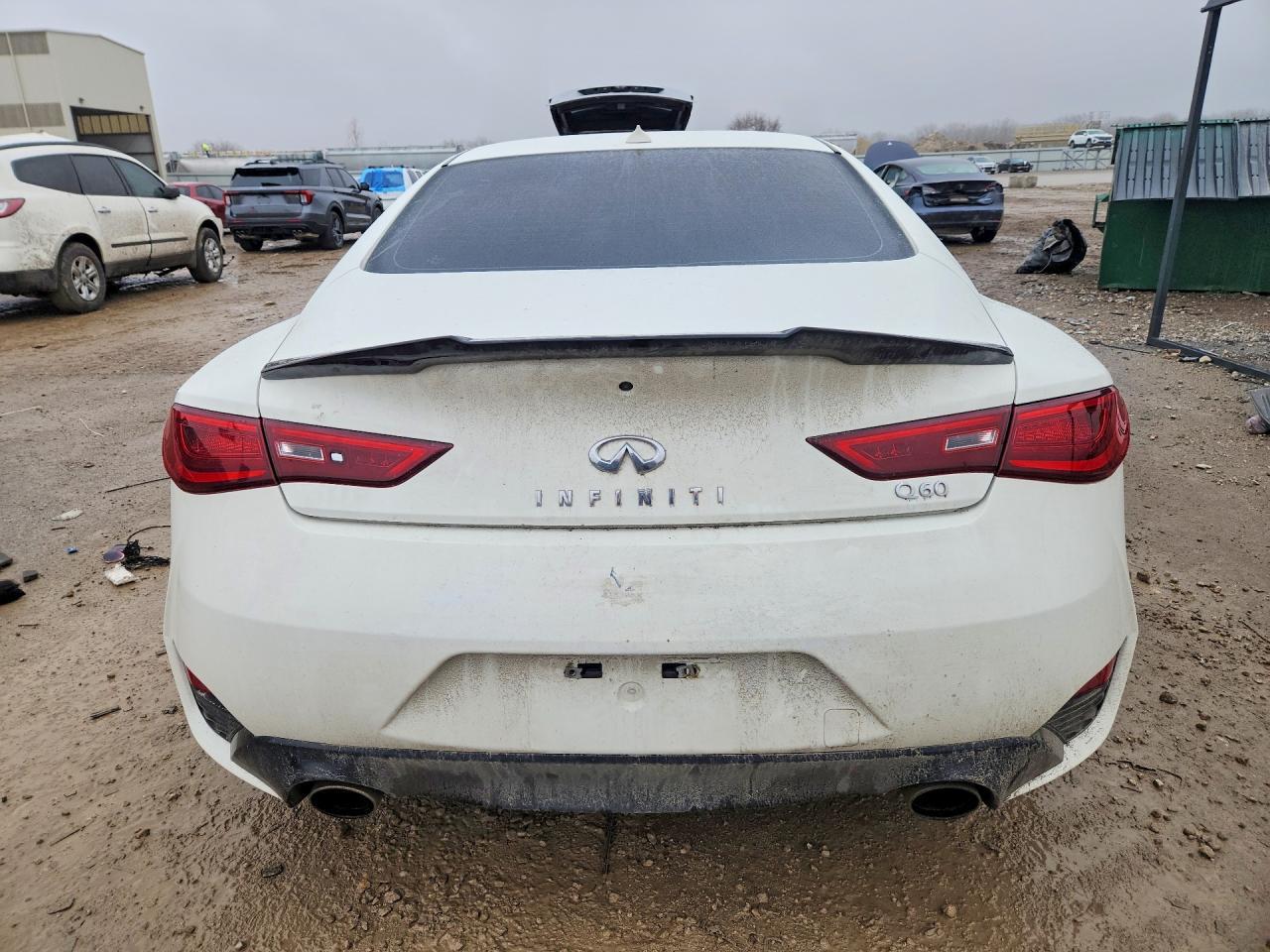 2017 Infiniti Q60 3.0T Premium - Image 6