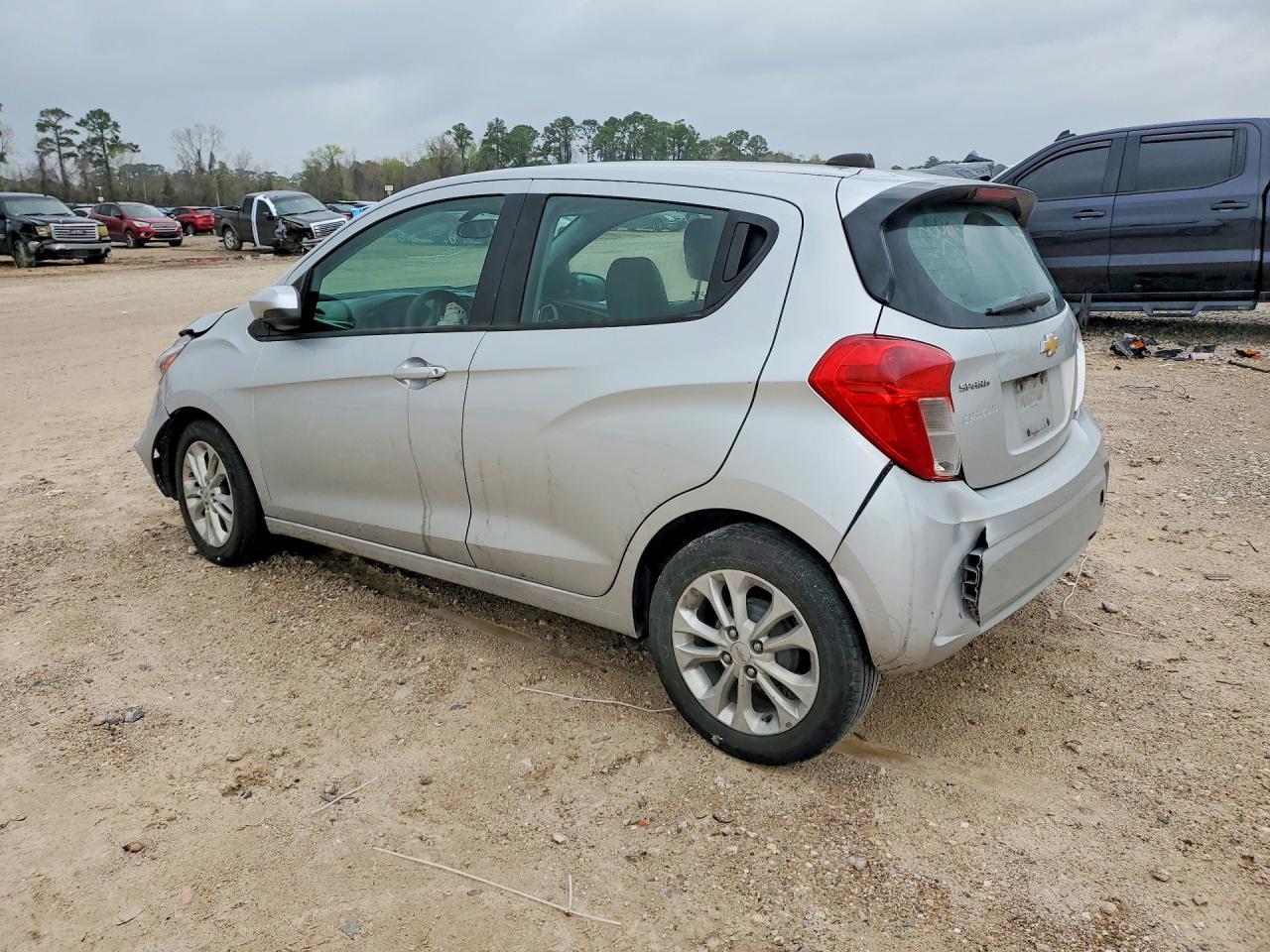 2022 Chevrolet Spark 1Lt - Фото 2
