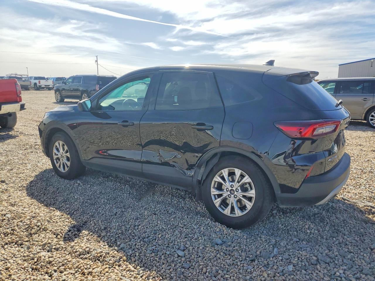2025 Ford Escape Active - Фото 2