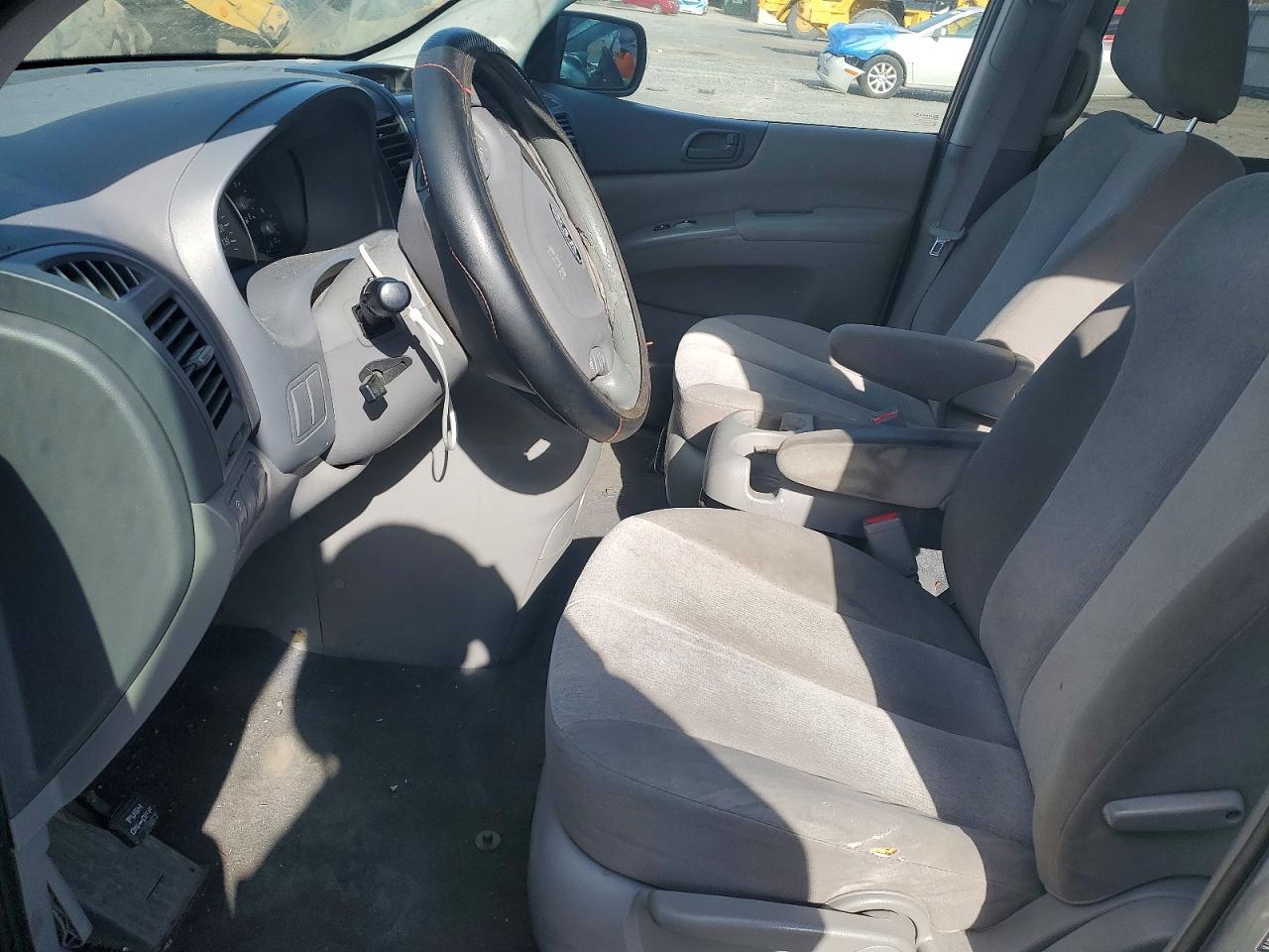 2012 Kia Sedona Lx - Фото 7