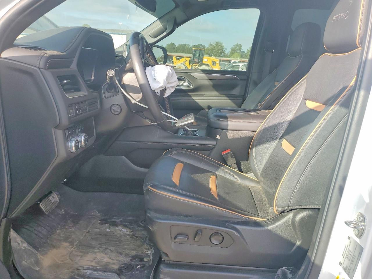 2022 GMC Yukon At4 - Фото 7