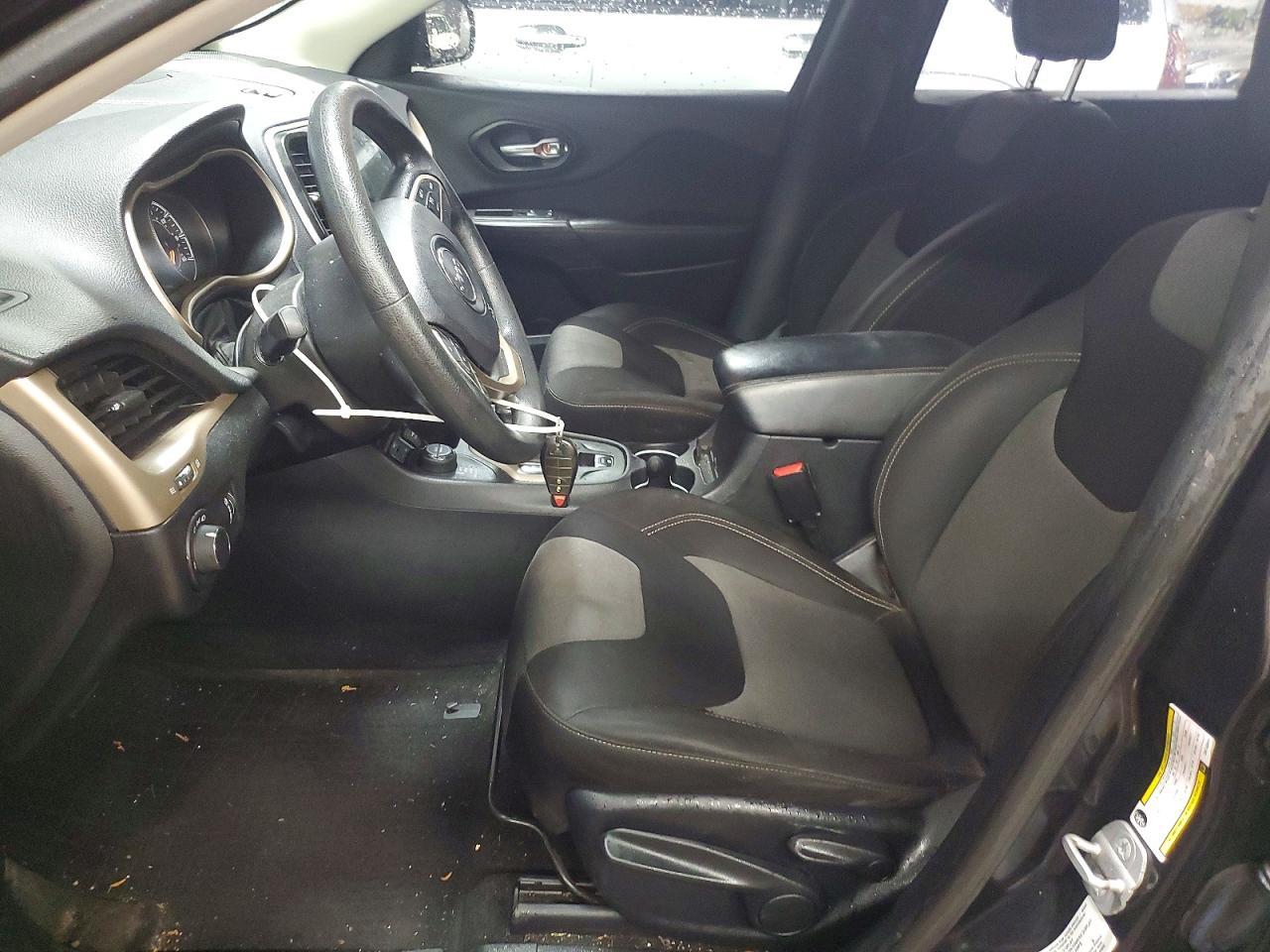 2014 Jeep Cherokee Sport - Фото 7