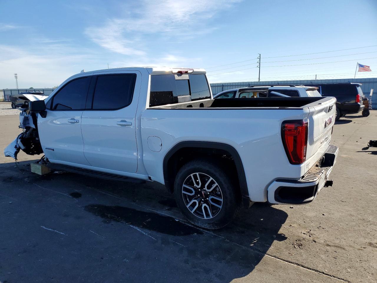 2026 GMC Sierra K1500 At4 - Фото 2